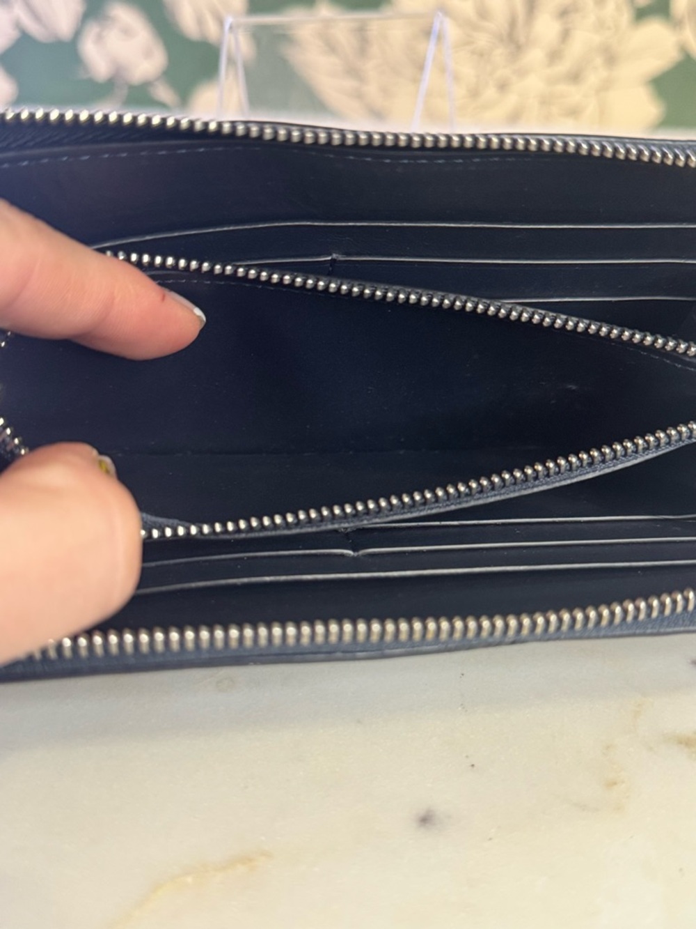 Loewe Navy Blue Leather Zip-Around Wallet EUC - Picture 14 of 14